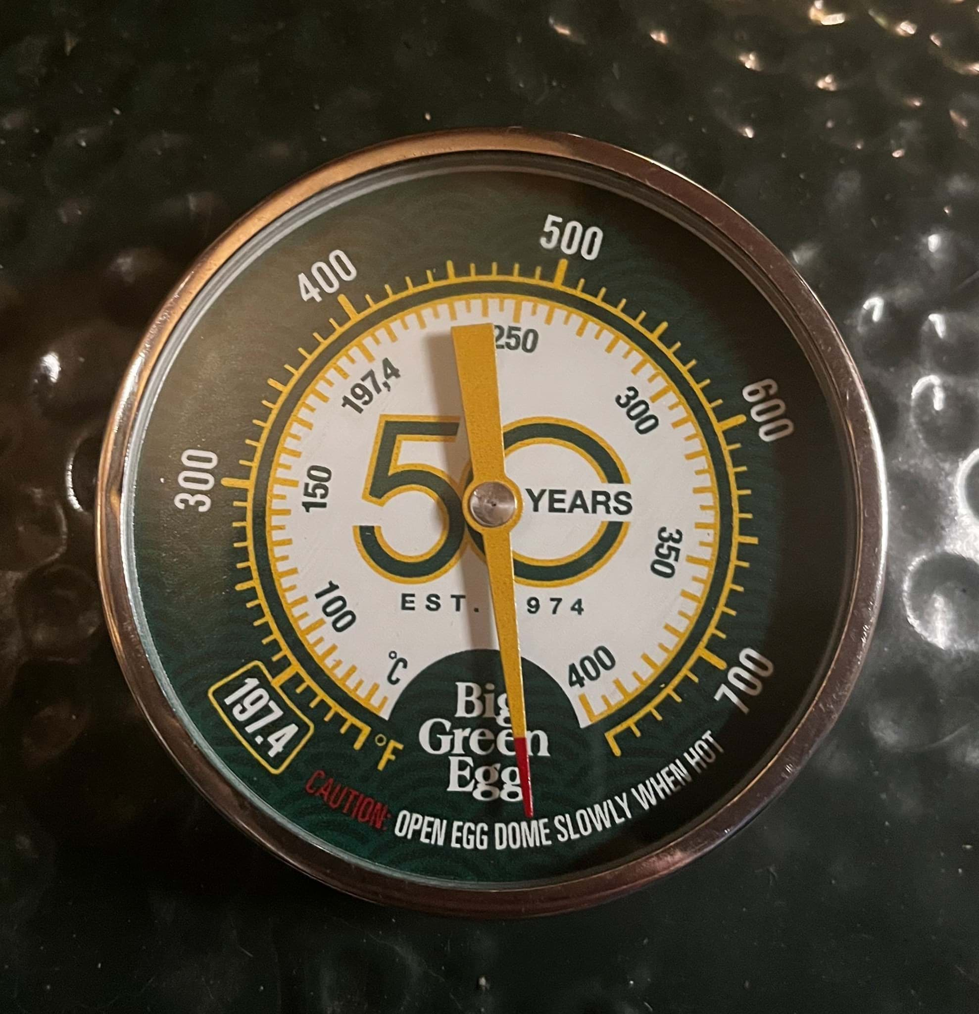 Afbeelding van BIG GREEN EGG TEMPERATURE GAUGE 50 YEARS CELEBRATING