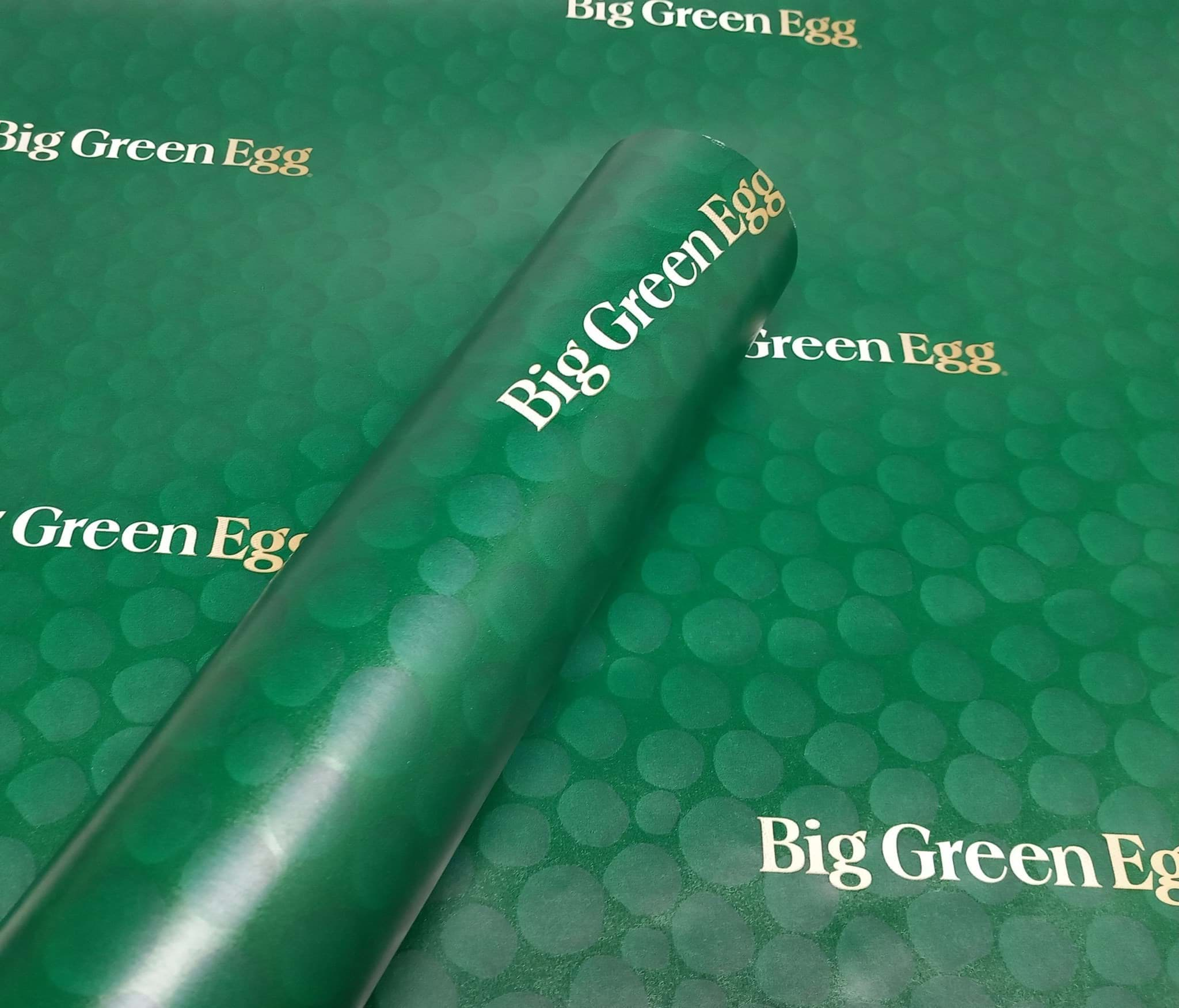 Afbeelding van BIG GREEN EGG CADEAU PAPIER